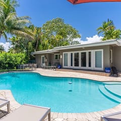 Heated Pool 3BR Home · 4 Min to Hollywood Beach