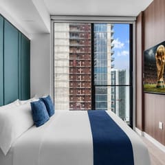 E11EVEN Studio · Bay Views + Rooftop Day Club Pool