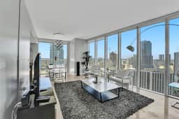 2 Combined Corner Units! 4BR | Sleeps 10 - Image 3