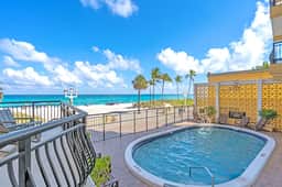 Oceanfront 2BR/2BA · Pool, Free Parking + Views - Image 3