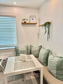 Oceanfront Studio · South of Fifth + Beach Perks - Image 5