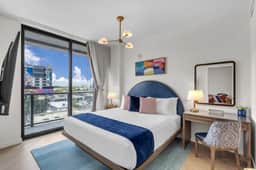 Wynwood Escape 1BR · Balcony, Rooftop Pool - Image 5