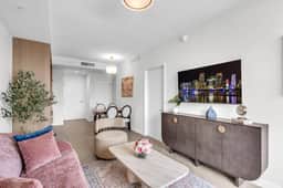 Wynwood 1BR · Balcony + Rooftop Pool, Near Murals - Image 4