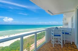 Elara Beachfront 2 BRS Direct OceanView w Parking - Image 3