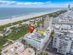 South Beach 1BR on Ocean Drive · Steps to the Sand - Image 2