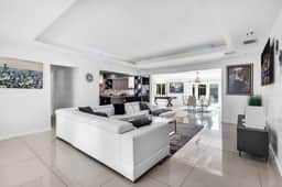 Oversized Pool 3BR Home · Big Backyard + BBQ Grill - Image 2