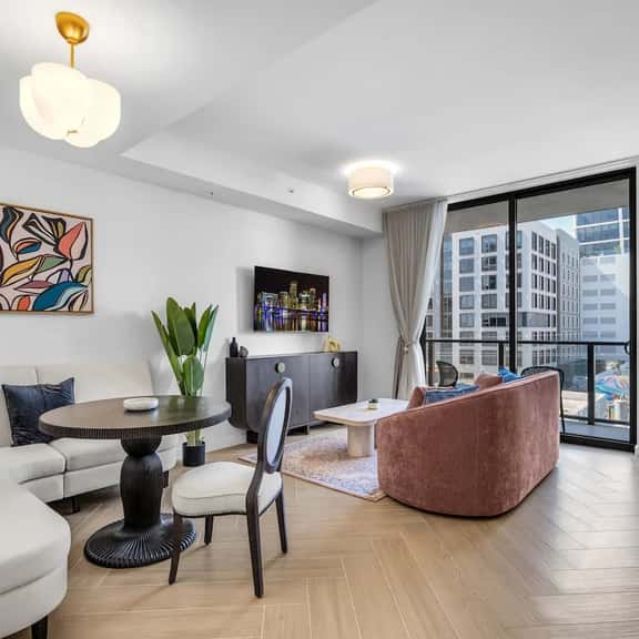 Bright Open Wynwood 1BR · Balcony + Rooftop Pool - Image 1