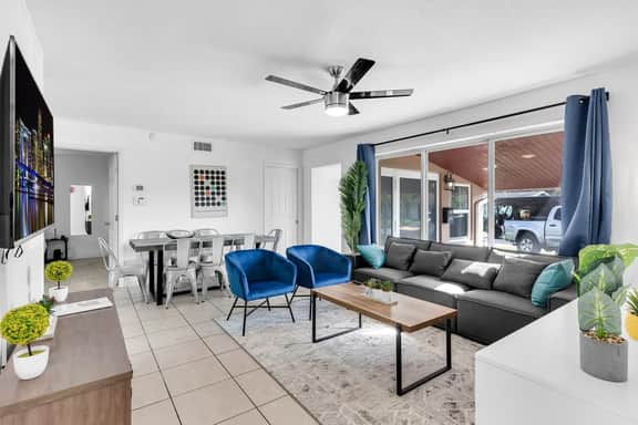 Pool + Game Room 4BR · Cheerful Hollywood Getaway - Image 4