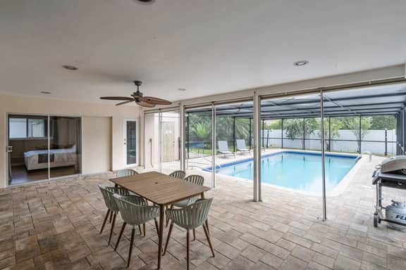Private Pool 4BR Oasis · 14 Min to Hollywood Beach - Image 4