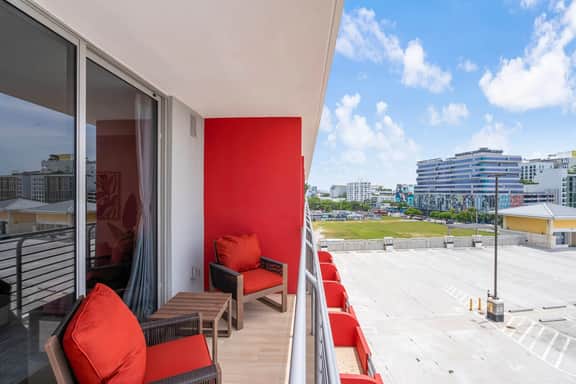 Monthly Stay Studio · Midtown Miami, Free Parking - Image 4