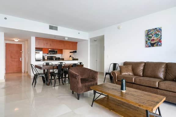 2 Penthouses Sleeps 14 · Brickell, Free Parking - Image 3