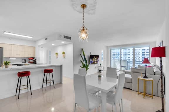 Monthly 2BR South Beach · Bay Views + Resort Pool - Image 3