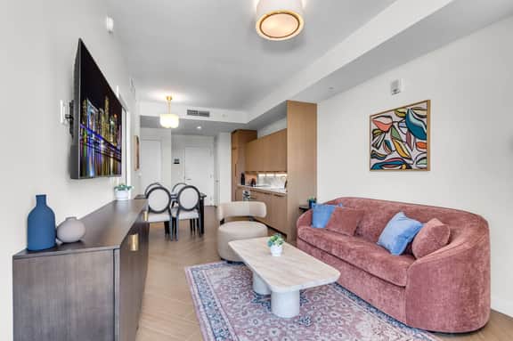 King Bed Wynwood 1BR · Rooftop Pool + Views - Image 2