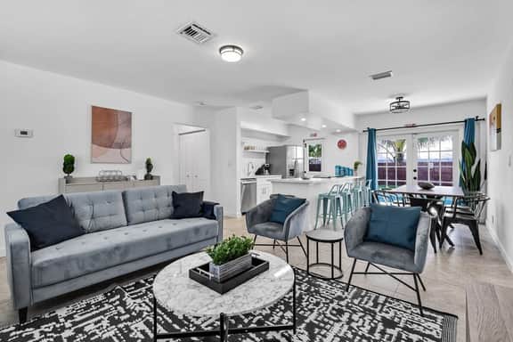 Bright 3BR + Private Pool · Quiet Hollywood Street - Image 5