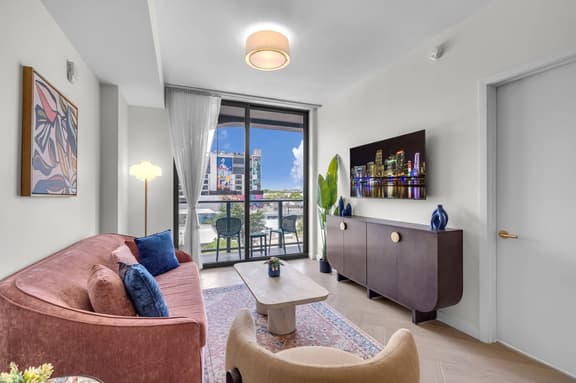 Wynwood Escape 1BR · Balcony, Rooftop Pool - Image 1